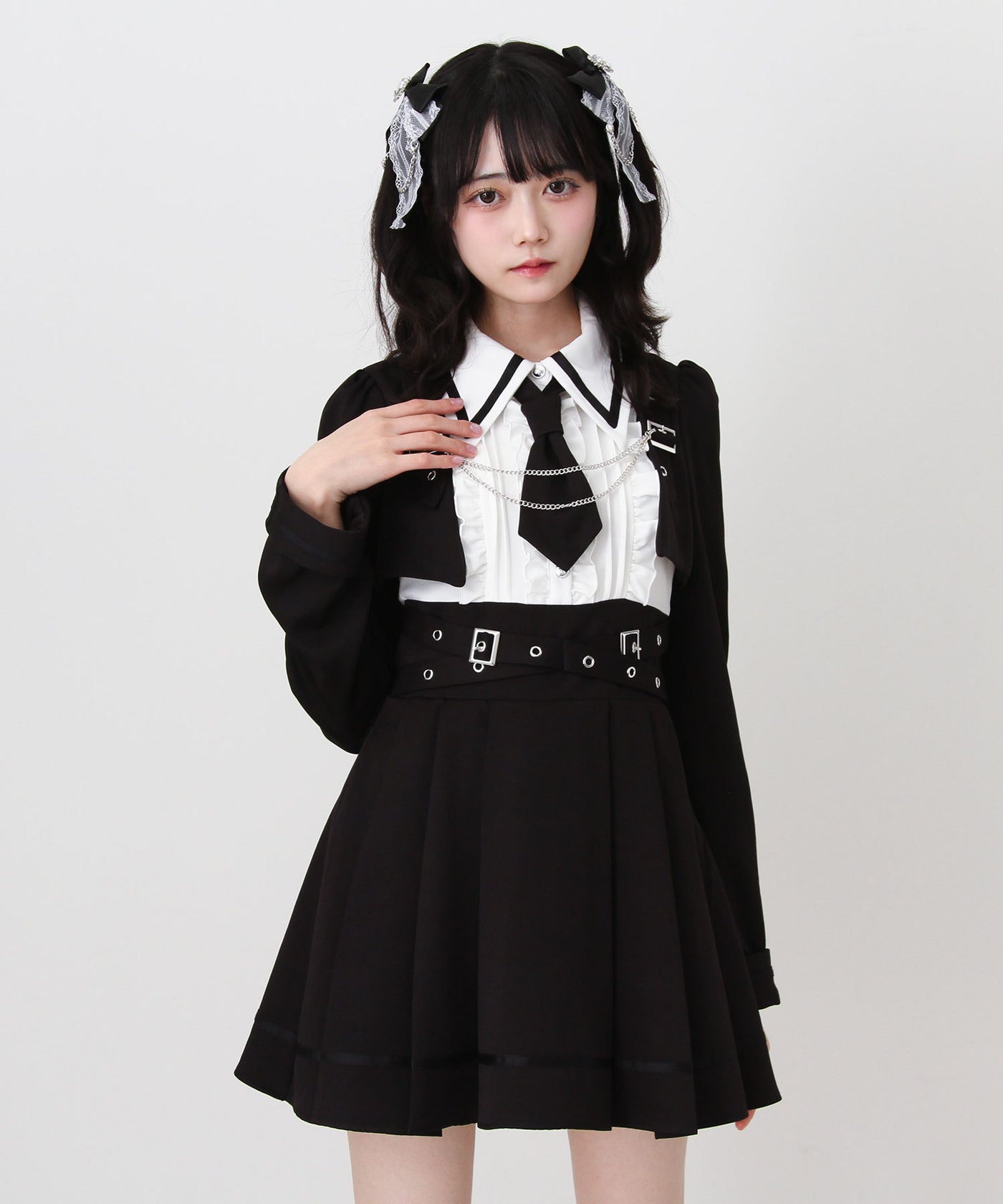 予約 01/30発送】ジャケット風チェーンネクタイベルトプリーツ