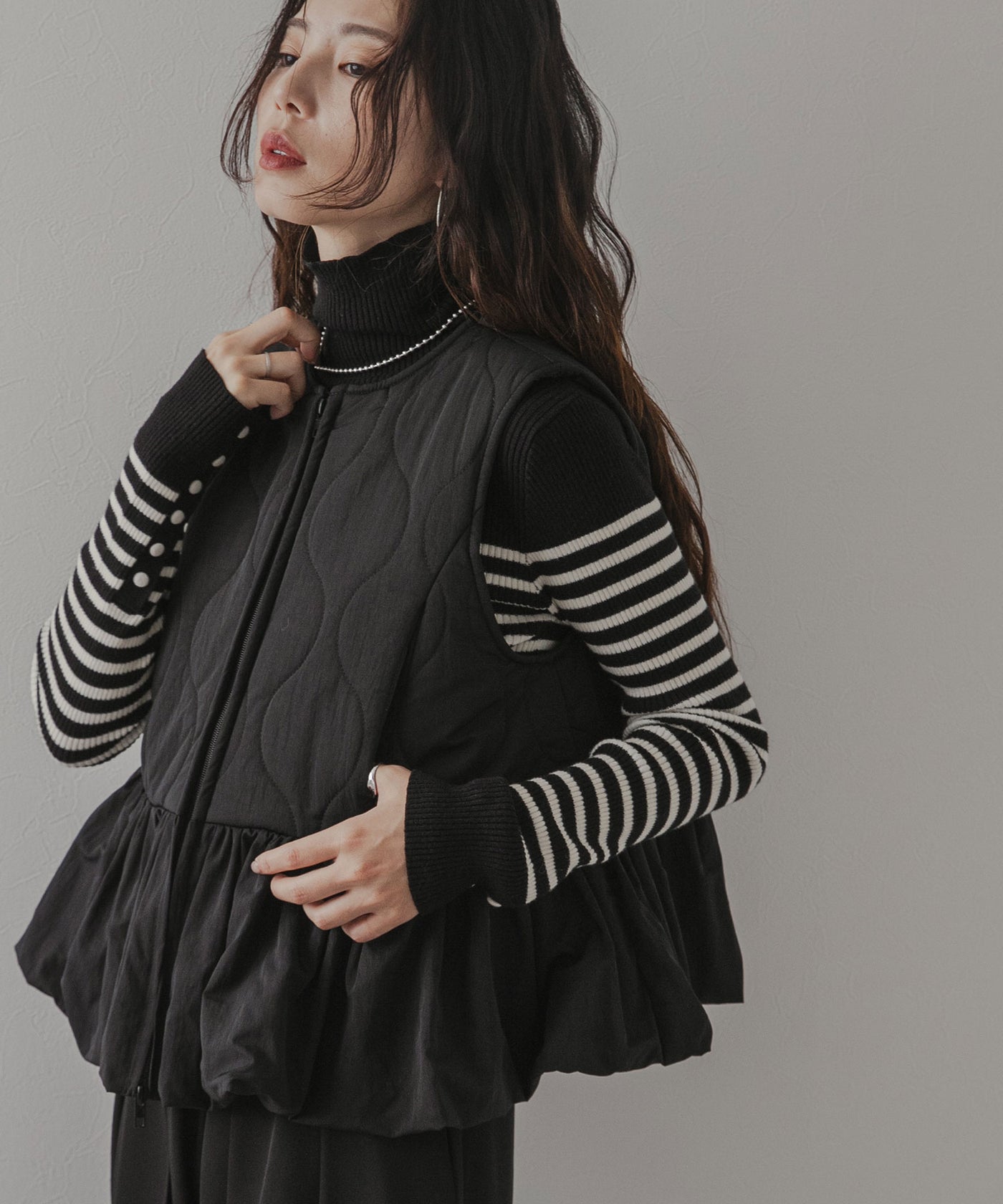 年末セールDESCENTE レディース ベスト 黒 キルティング 楽天市場】【28%OFFセール】ヴァンソン エ ミレイユ VINCENT ET