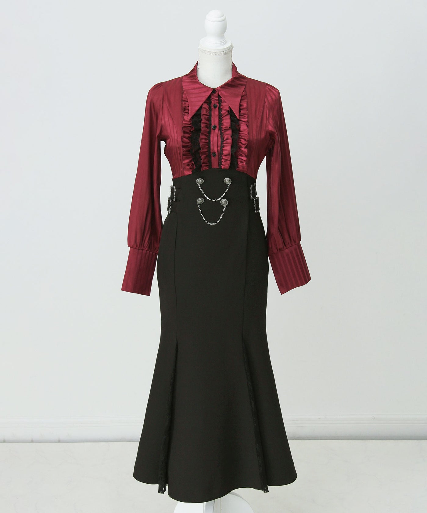 ゴシック風レースフリルマーメイドレースアップロングワンピース