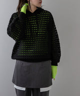 透かし編みフーディーメッシュプルオーバーニット