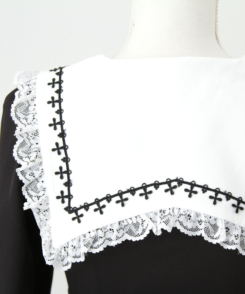 【予約　11/21発送】十字架クロススタッズチェーンレースアップフリルセーラーワンピース