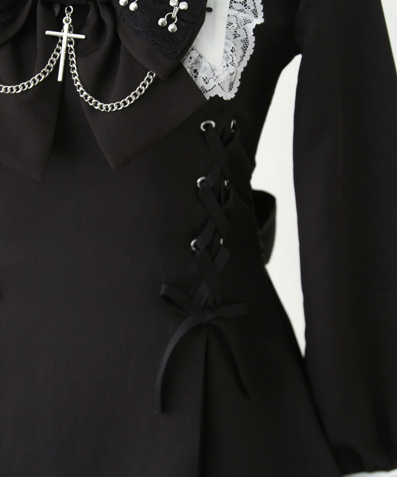 【予約　11/21発送】十字架クロススタッズチェーンレースアップフリルセーラーワンピース