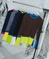 フレア袖配色プルオーバーニット