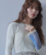【予約　02/16発送】【26ss】フレア袖配色プルオーバーニット