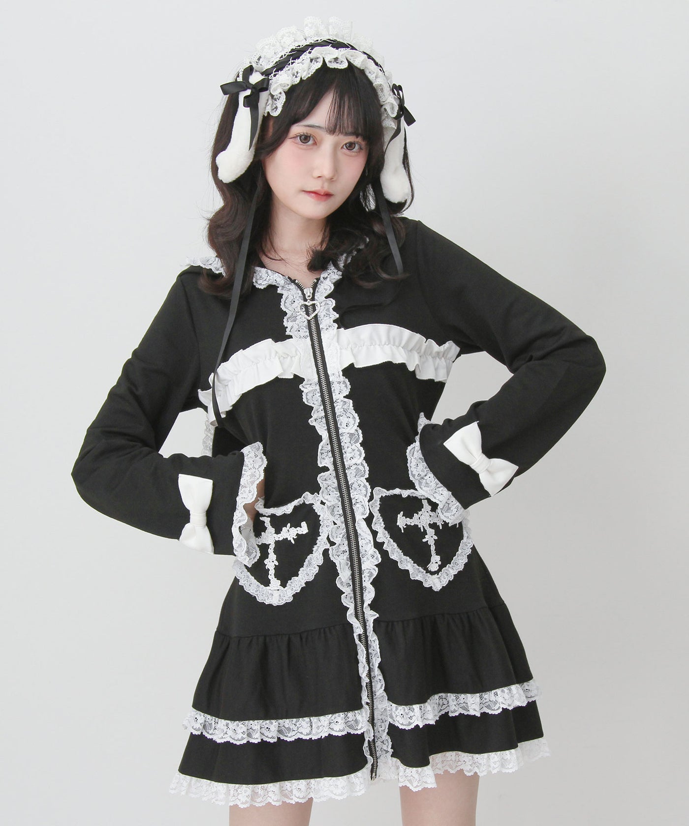 リニューアルセール】姫系うさ耳レースフリルハートポケットパーカー