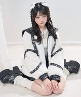 【予約　10/29発送】十字架スタッズ刺しゅうレザーセーラー襟ショートファーブルゾン