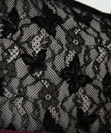 【予約　12/19発送】十字架チョーカー風チェーンレースフリルオフショルダーニットトップス