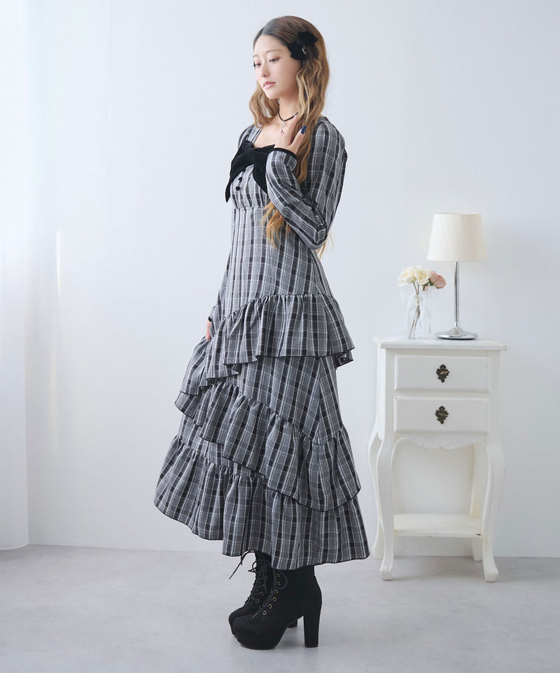 【予約　12/12発送】ビッグリボンアシメフリルティアートワンピース【大きいサイズ有り】