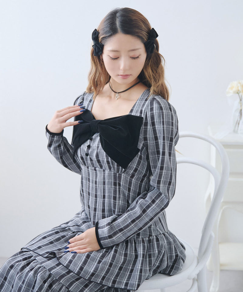 【予約　12/12発送】ビッグリボンアシメフリルティアートワンピース【大きいサイズ有り】