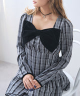 【予約　12/12発送】ビッグリボンアシメフリルティアートワンピース【大きいサイズ有り】