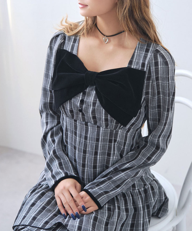 【予約　12/12発送】ビッグリボンアシメフリルティアートワンピース【大きいサイズ有り】