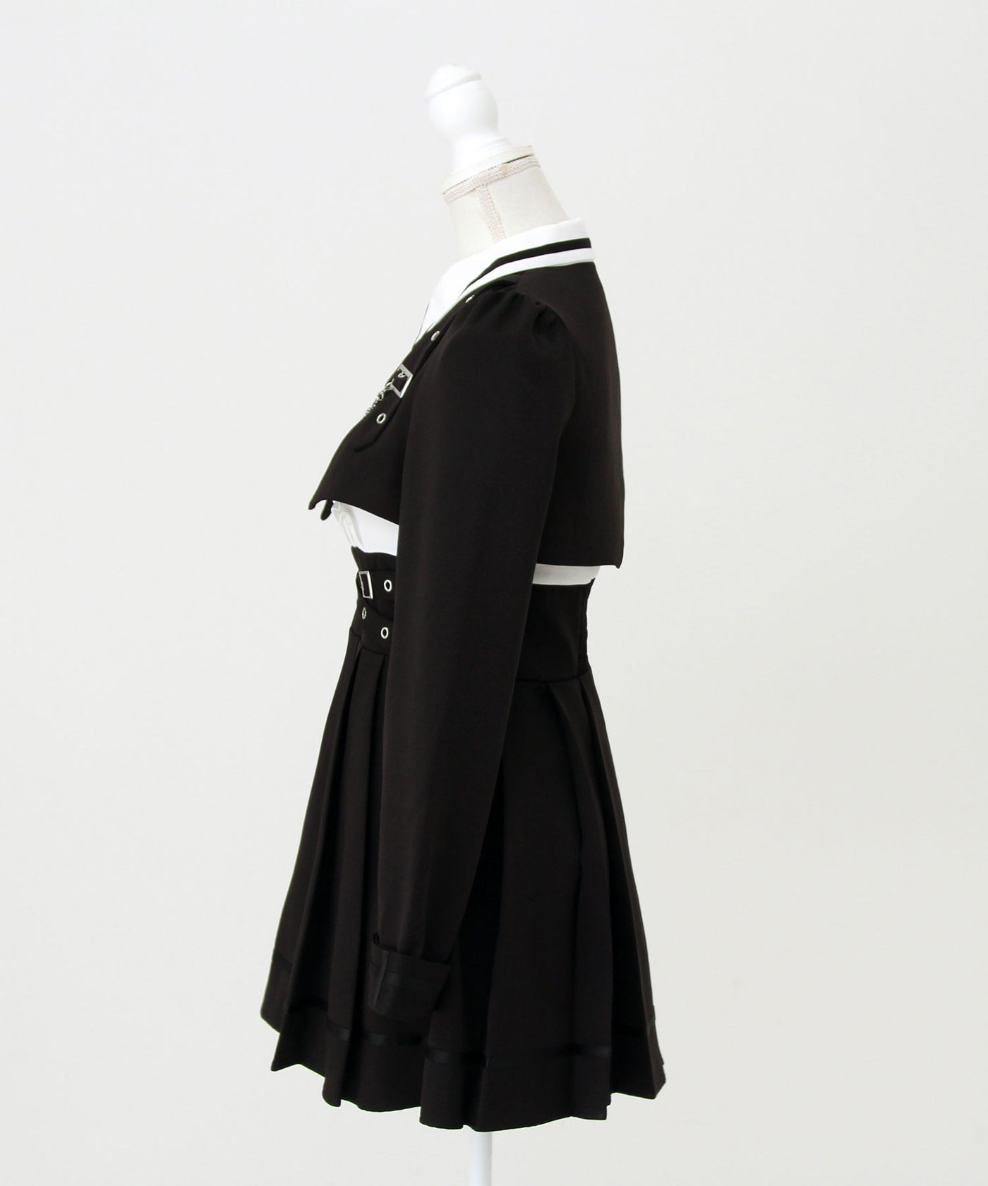 ジャケット風チェーンネクタイベルトプリーツワンピース – レディース