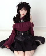 【予約　12/19発送】十字架レザーベルトプリーツスカート