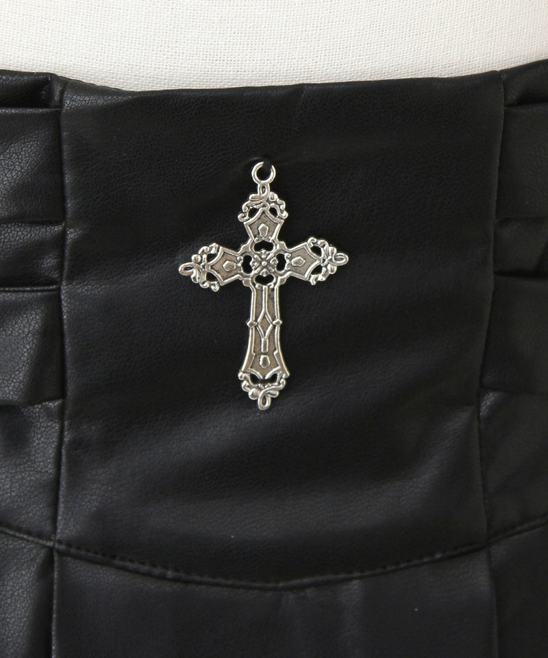 【予約　12/19発送】十字架レザーベルトプリーツスカート