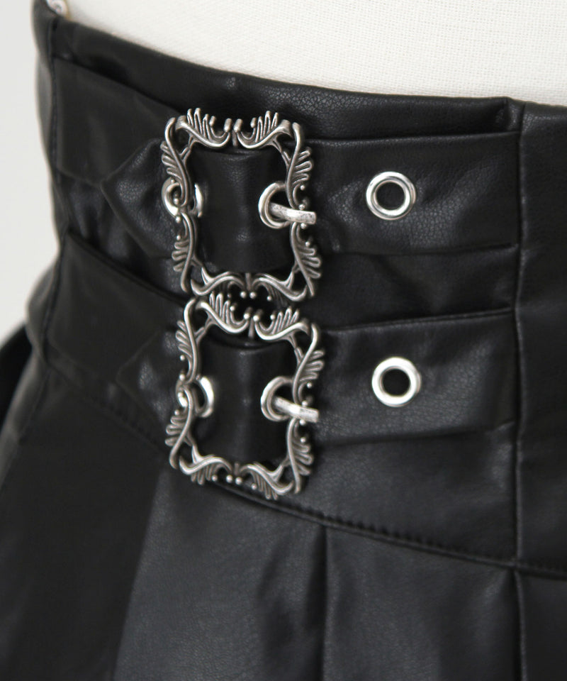 【予約　12/19発送】十字架レザーベルトプリーツスカート