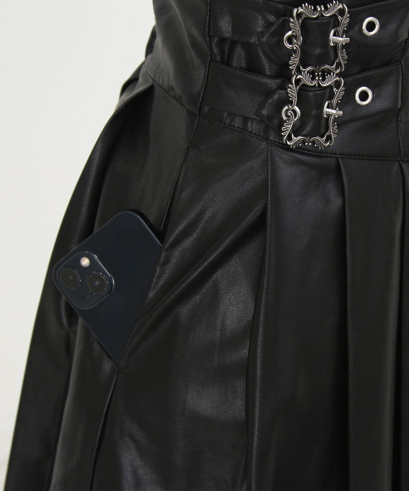 【予約　12/19発送】十字架レザーベルトプリーツスカート