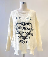 サブカル地雷系ダメージ風ゆるだぼ英字ロゴ長袖ニットトップス