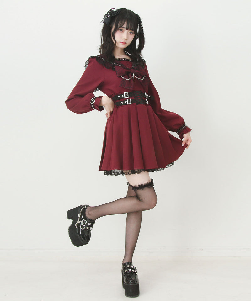 タグ付き　地雷系　夢展望　角襟十字架スタッズベルトティアードワンピース　チェック 予約 02/16発送】十字架クモレーススタッズベルトセーラーワンピース