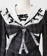 【予約　01/30発送】キラキラハートビジューリボンセーラーセットアップ