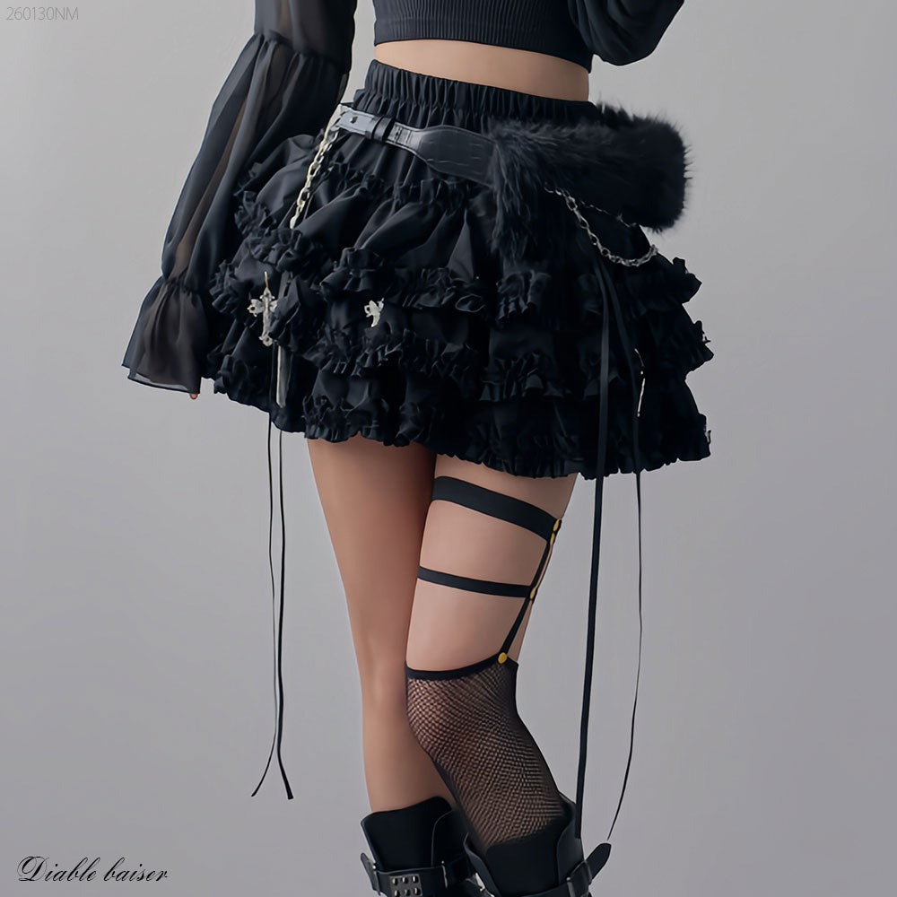 予約 02/09発送】地雷系十字架パーツ付フリルインナーパンツティアード