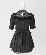 【予約　5/1発送】十字架チェーンチョーカー風レースアップ半袖ワンピース【SD】