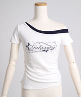【感謝祭セール対象】ロゴ オフショルダー Tシャツ / レイヤード風 アシンメトリー 星柄 Tシャツ エッジィ