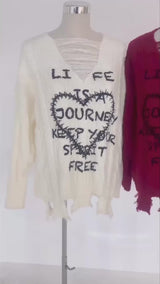 サブカル地雷系ダメージ風ゆるだぼ英字ロゴ長袖ニットトップス