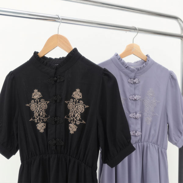 5/8まで出品】ブラック 猫とバラ刺繍 半袖ワンピース チャイナ