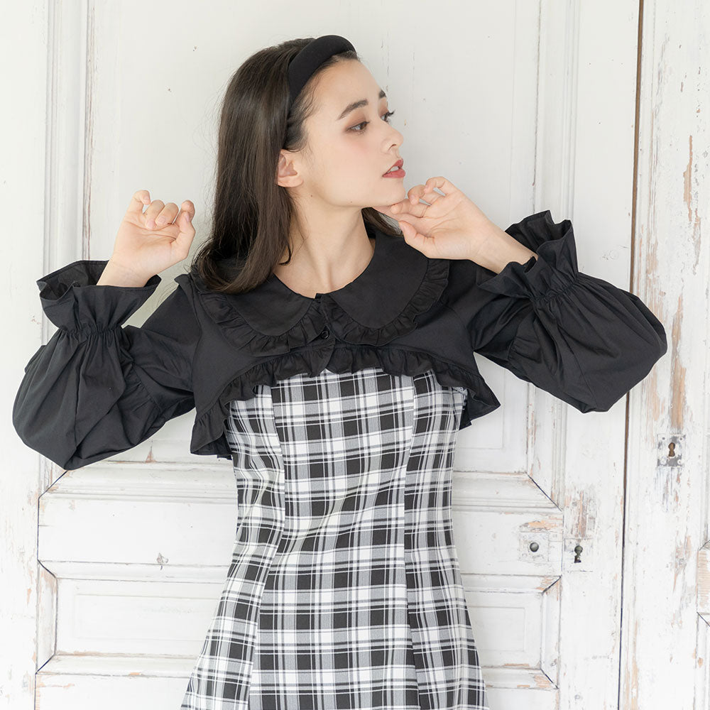 美品✨25ss ヨリ★ミニフリルショートシャツ 美品✨25ss ヨリ☆ミニフリルショートシャツ